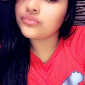 Meet your Posher, Lesly